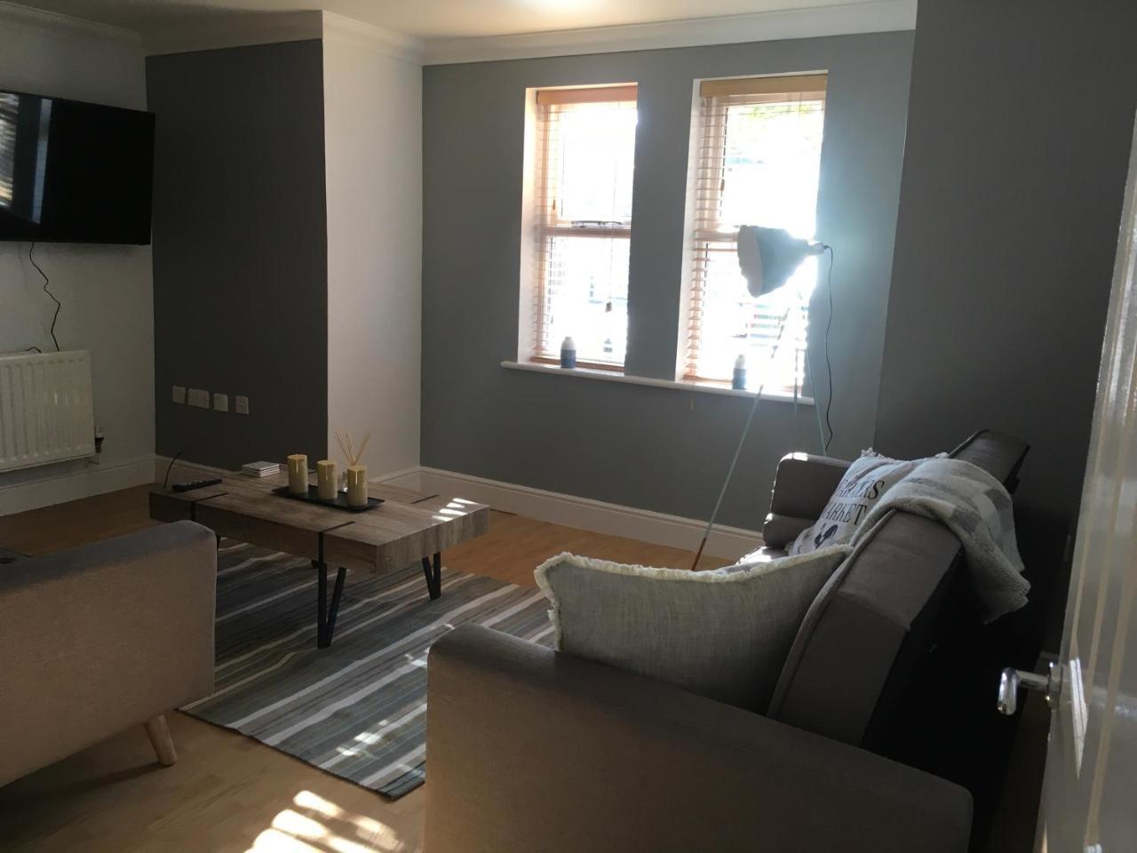 شقة Godwin Court 21 سويندون المظهر الخارجي الصورة