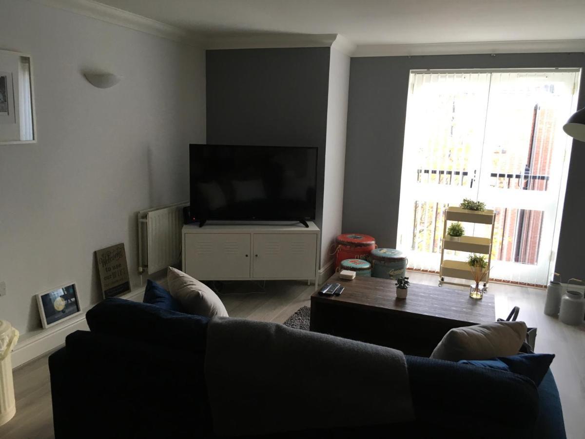 شقة Godwin Court 21 سويندون المظهر الخارجي الصورة